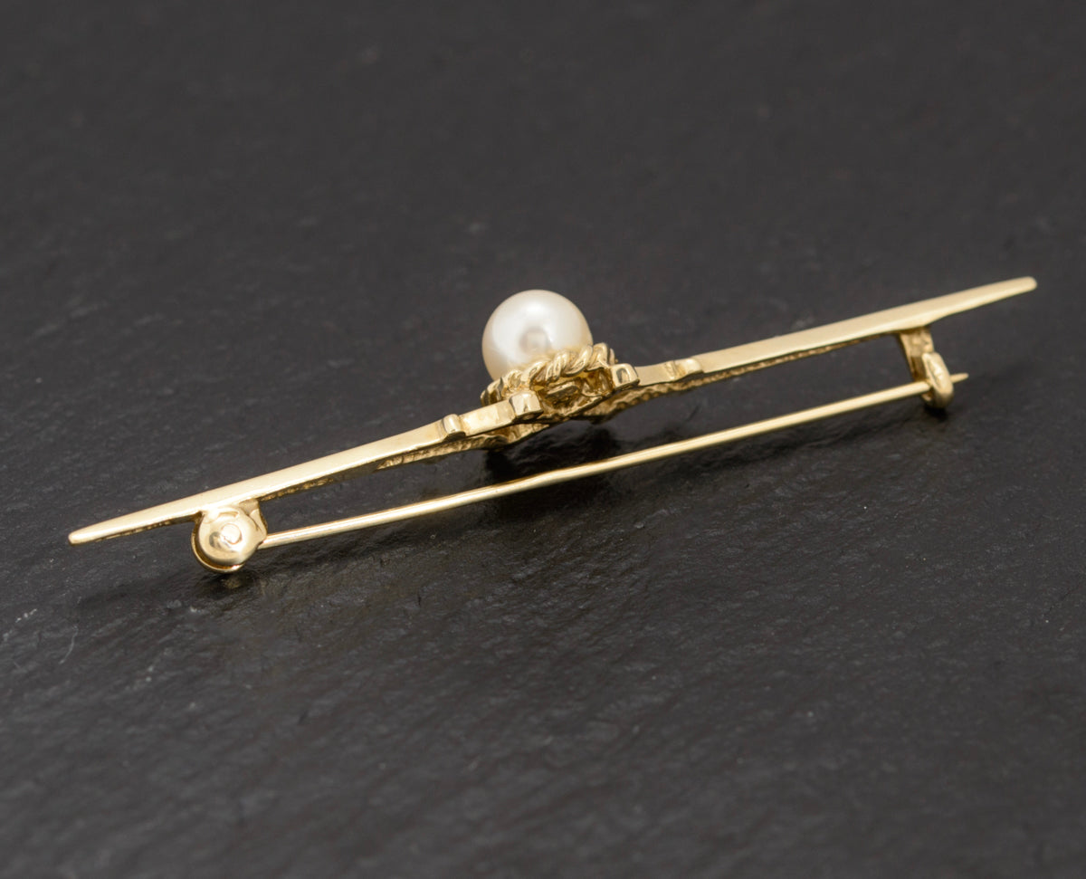 Gold 2024 bar brooch