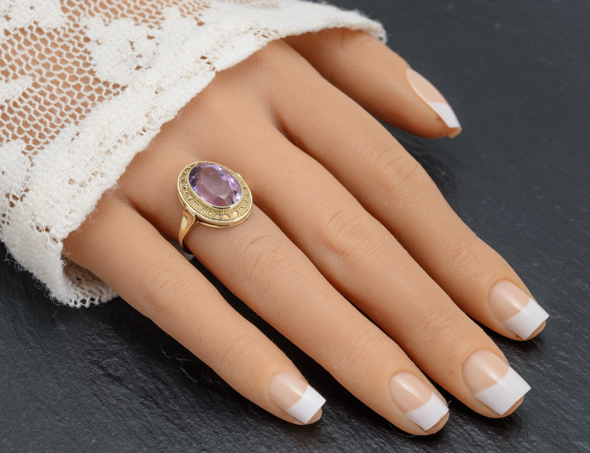 9 carat on sale amethyst ring