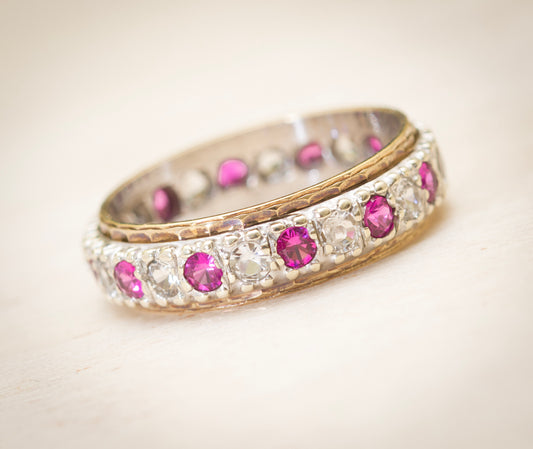 Vintage 9ct Yellow & White Gold Full Eternity Ring With Pink Sapphires - Boxed (A1988)