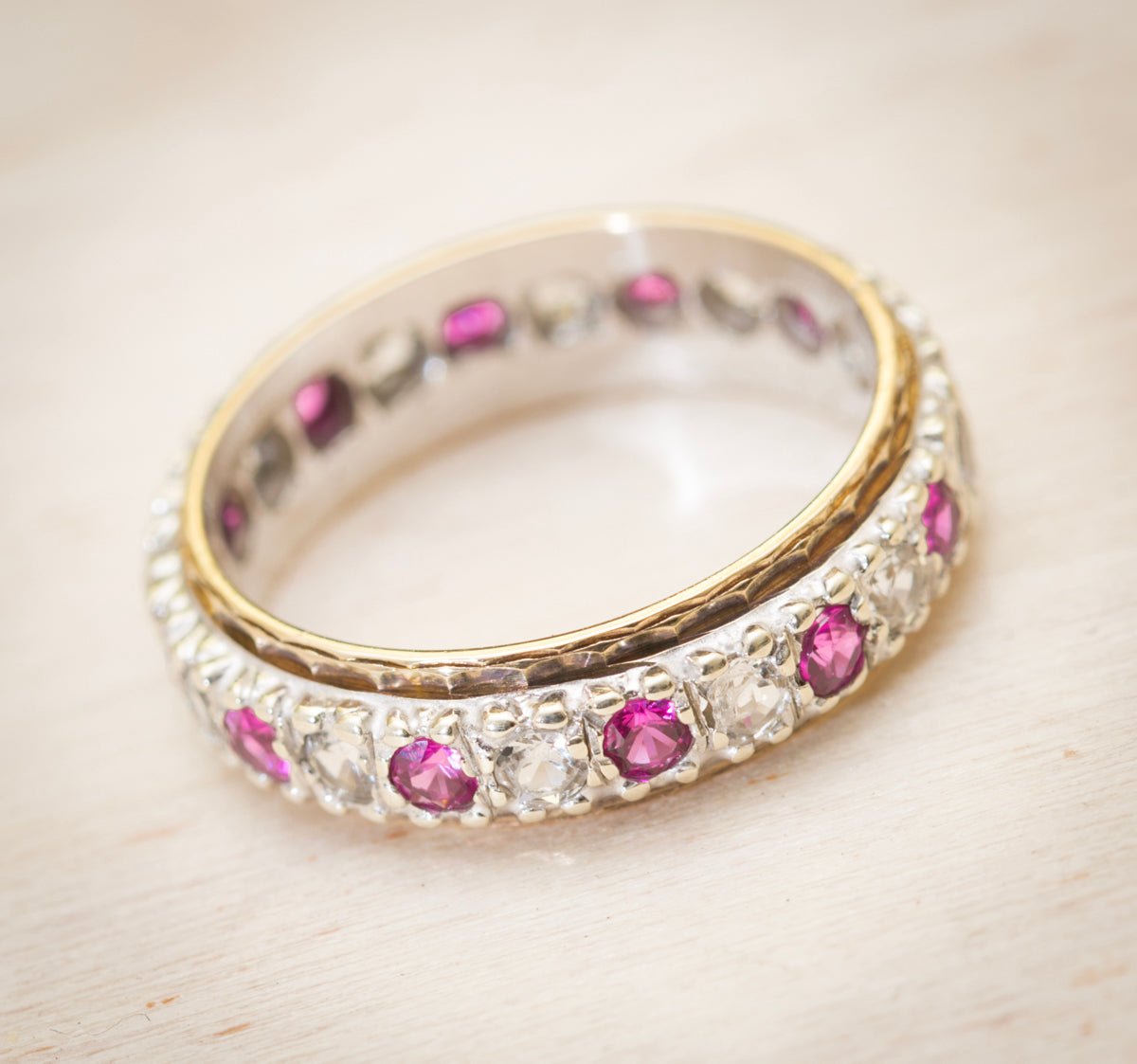 Vintage 9ct Yellow & White Gold Full Eternity Ring With Pink Sapphires - Boxed (A1988)