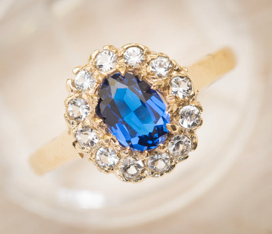 Vintage 9ct Yellow Gold & Lab Created Blue Spinel Ring With Halo Size O1/2 (A1989)
