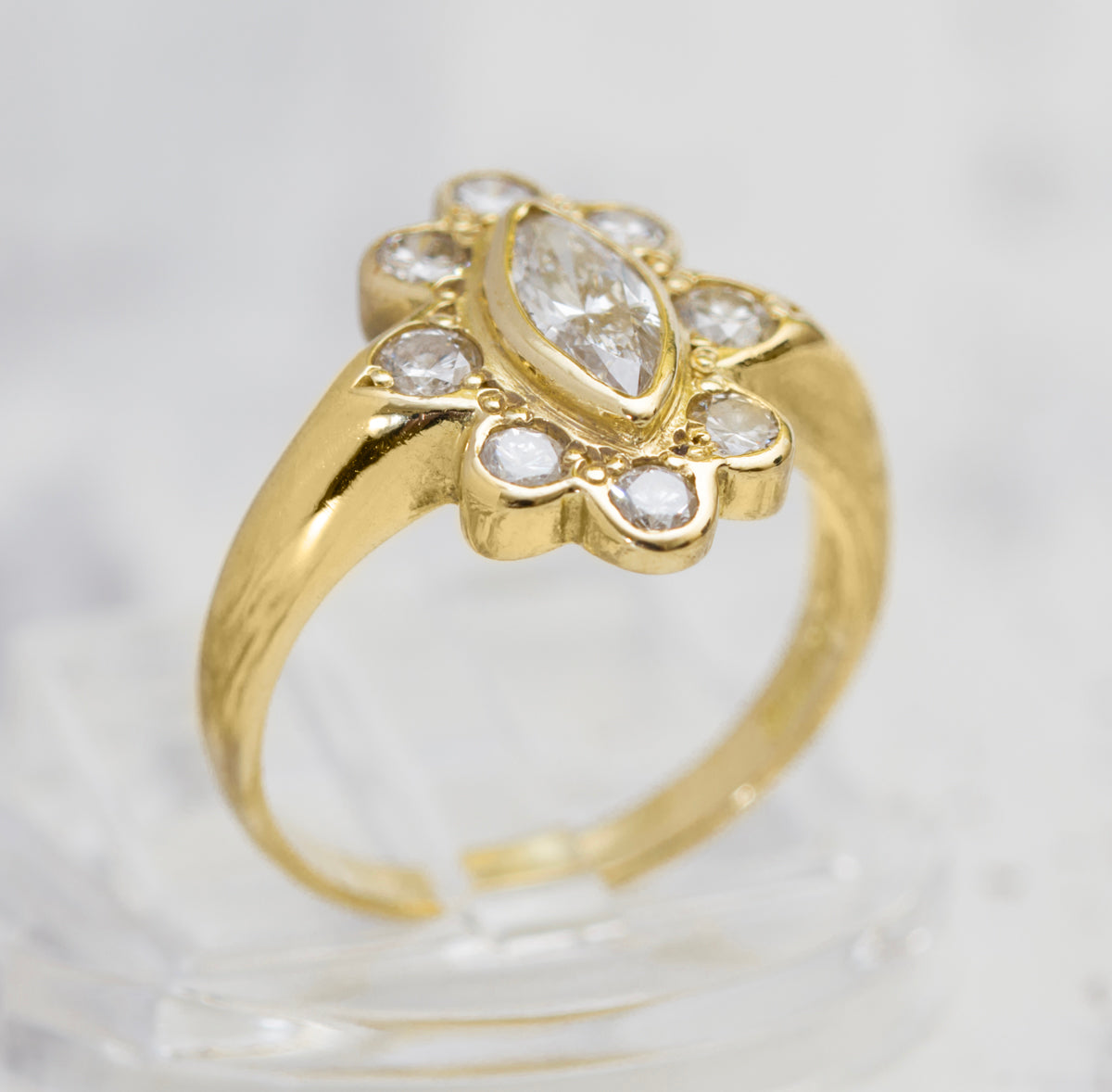 Vintage 18ct Yellow Gold Ring With Marquise Diamond & Halo 0.96 tcw (A2013)