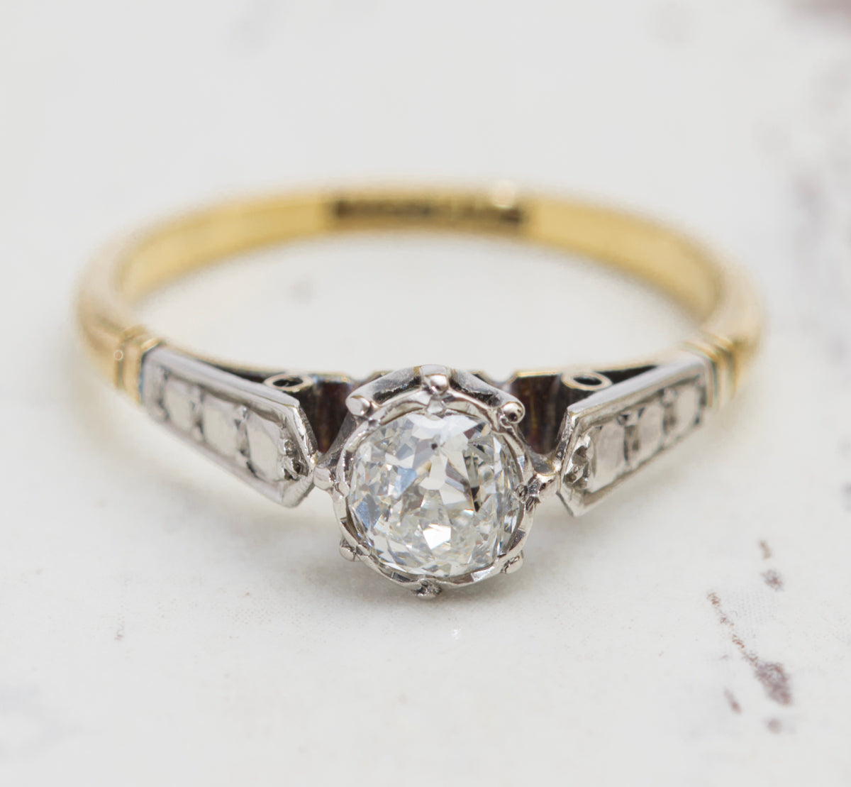 Art Deco 18ct Gold & Platinum Ring Old European Cushion Cut Diamond Solitaire (A2017)