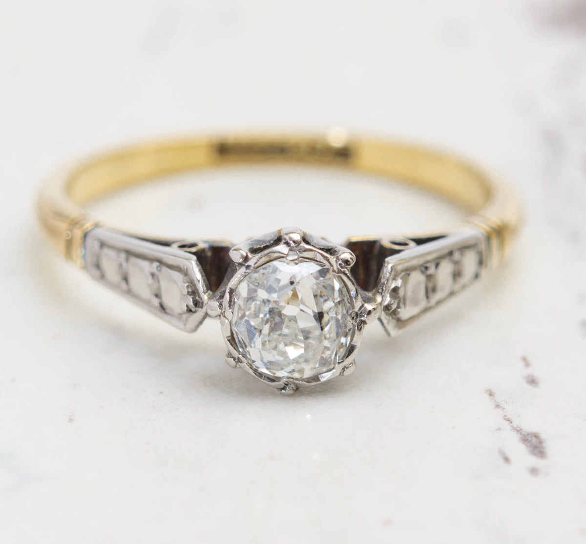 Art Deco 18ct Gold & Platinum Ring Old European Cushion Cut Diamond Solitaire (A2017)