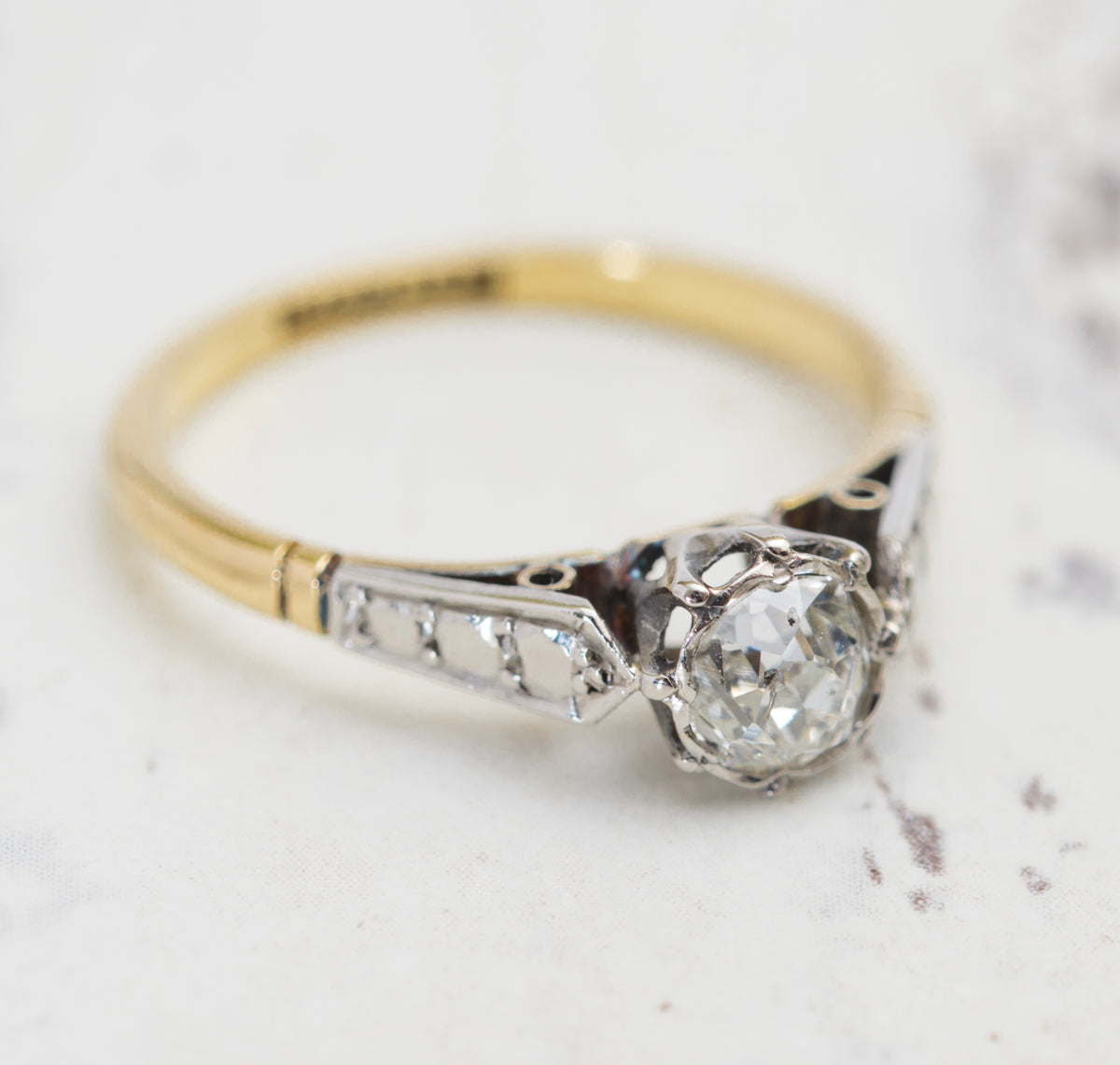 Art Deco 18ct Gold & Platinum Ring Old European Cushion Cut Diamond Solitaire (A2017)