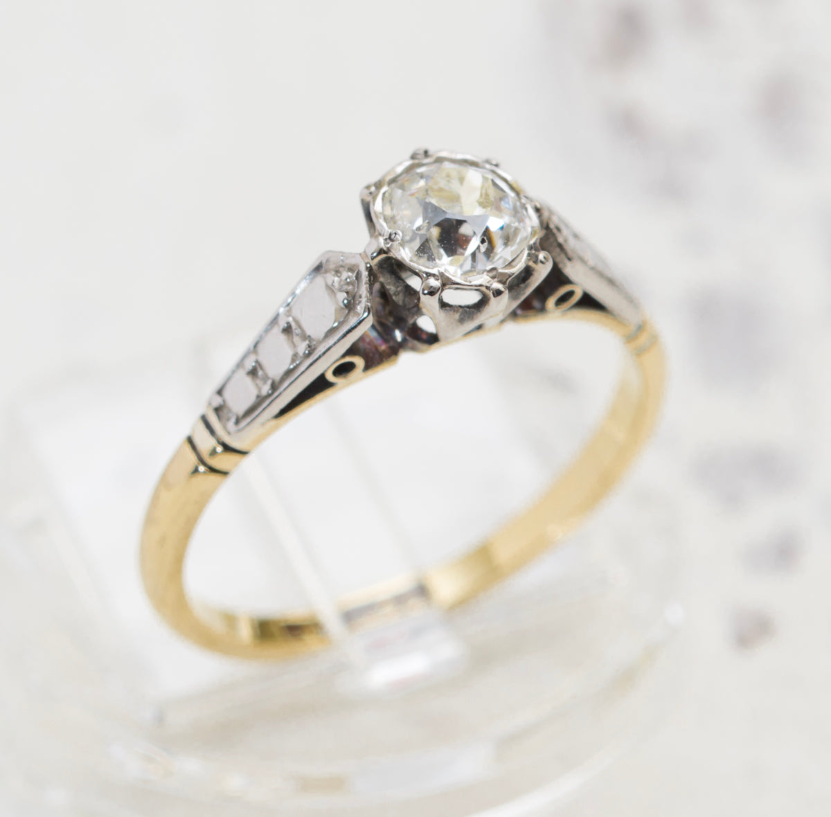 Art Deco 18ct Gold & Platinum Ring Old European Cushion Cut Diamond Solitaire (A2017)