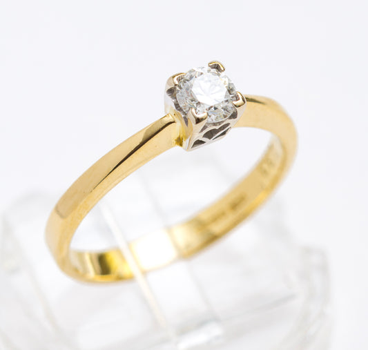 18ct Yellow Gold & Natural 1/3 carat Diamond Solitaire Engagement Ring Size N (A2025)