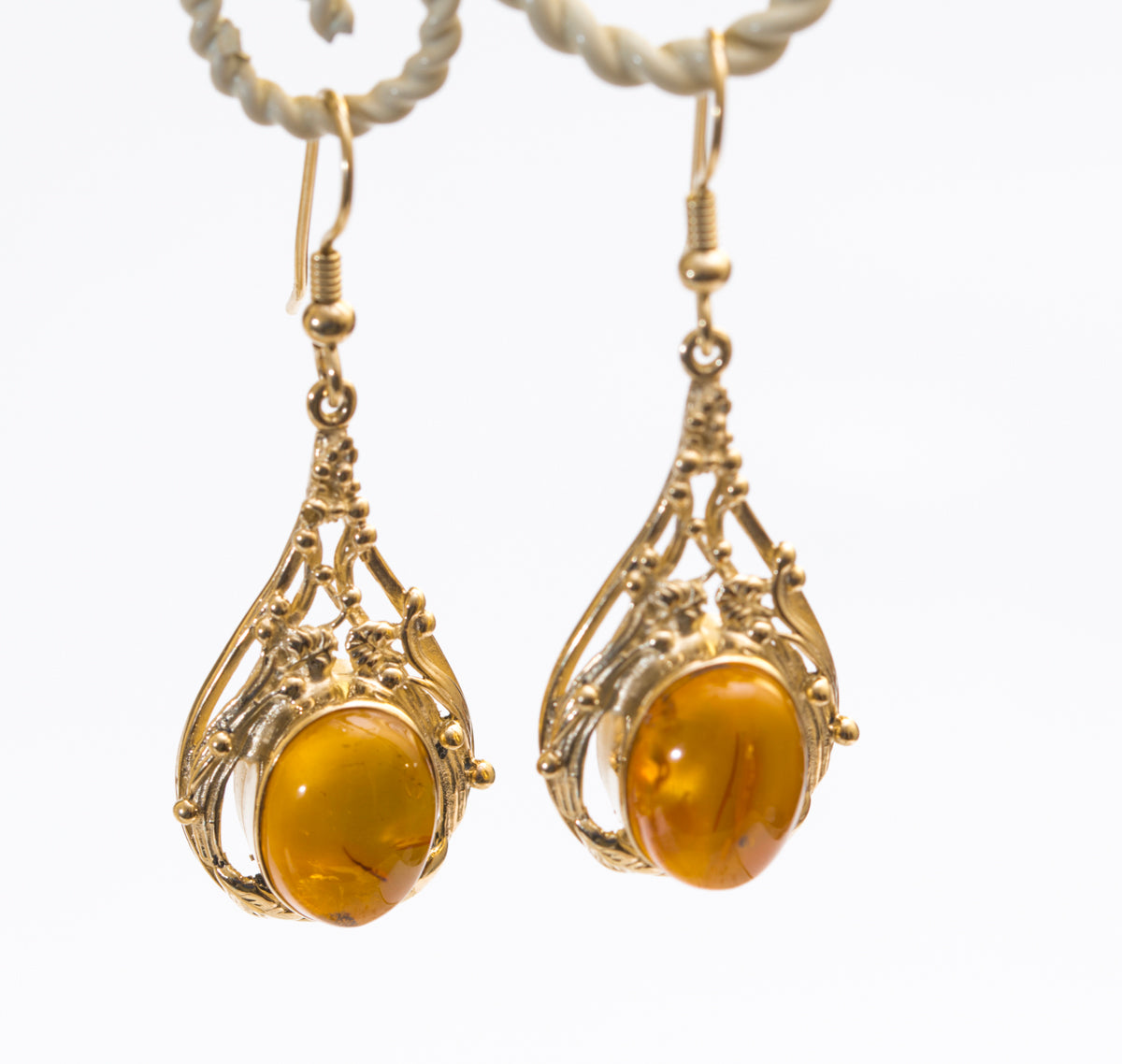 Pair 1990's Vintage 9ct Yellow Gold & Amber Cabochon Drop Earrings (A2051)