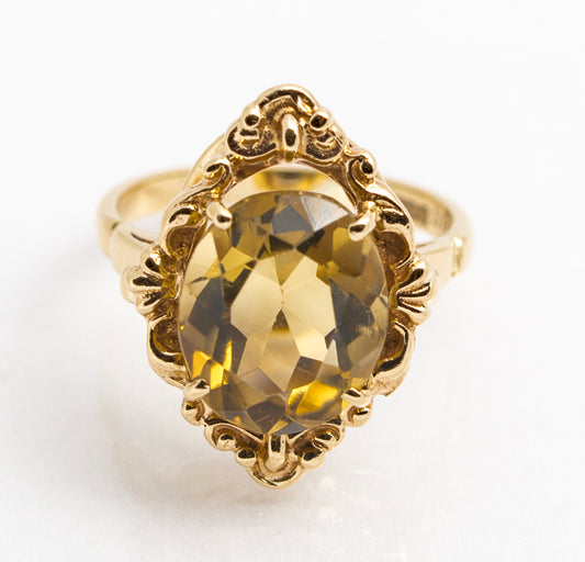 Vintage 9ct Gold Ring With 3.9 Carat Smoky Citrine & Decorative Mount Size K1/2 (A2119)