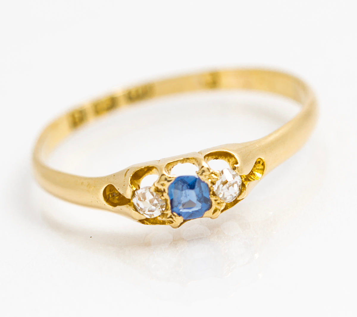 Elegant Antique Victorian 18ct Gold Ring With Natural Sapphire & Diamonds Size N (A2121)