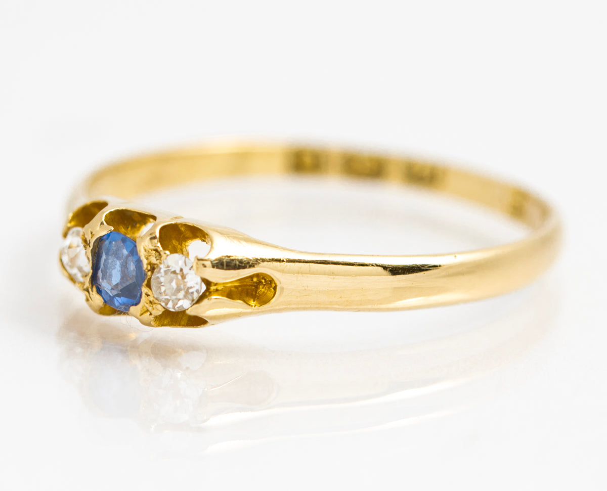 Elegant Antique Victorian 18ct Gold Ring With Natural Sapphire & Diamonds Size N (A2121)