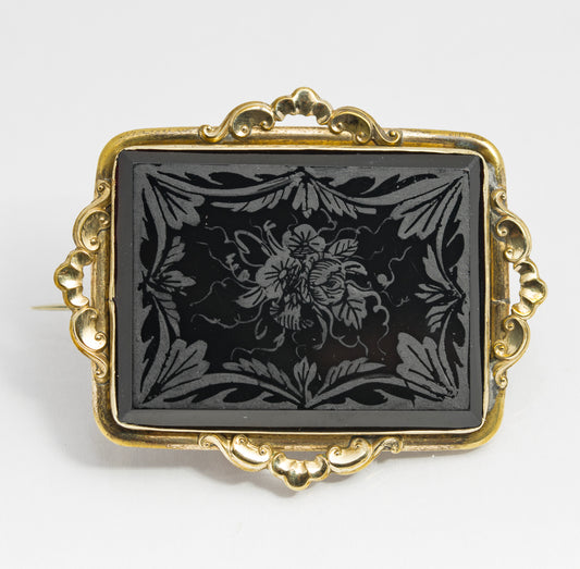 Antique Victorian Mourning Brooch With Etched Glass Panel & Gilt Metal Mount (A2123)