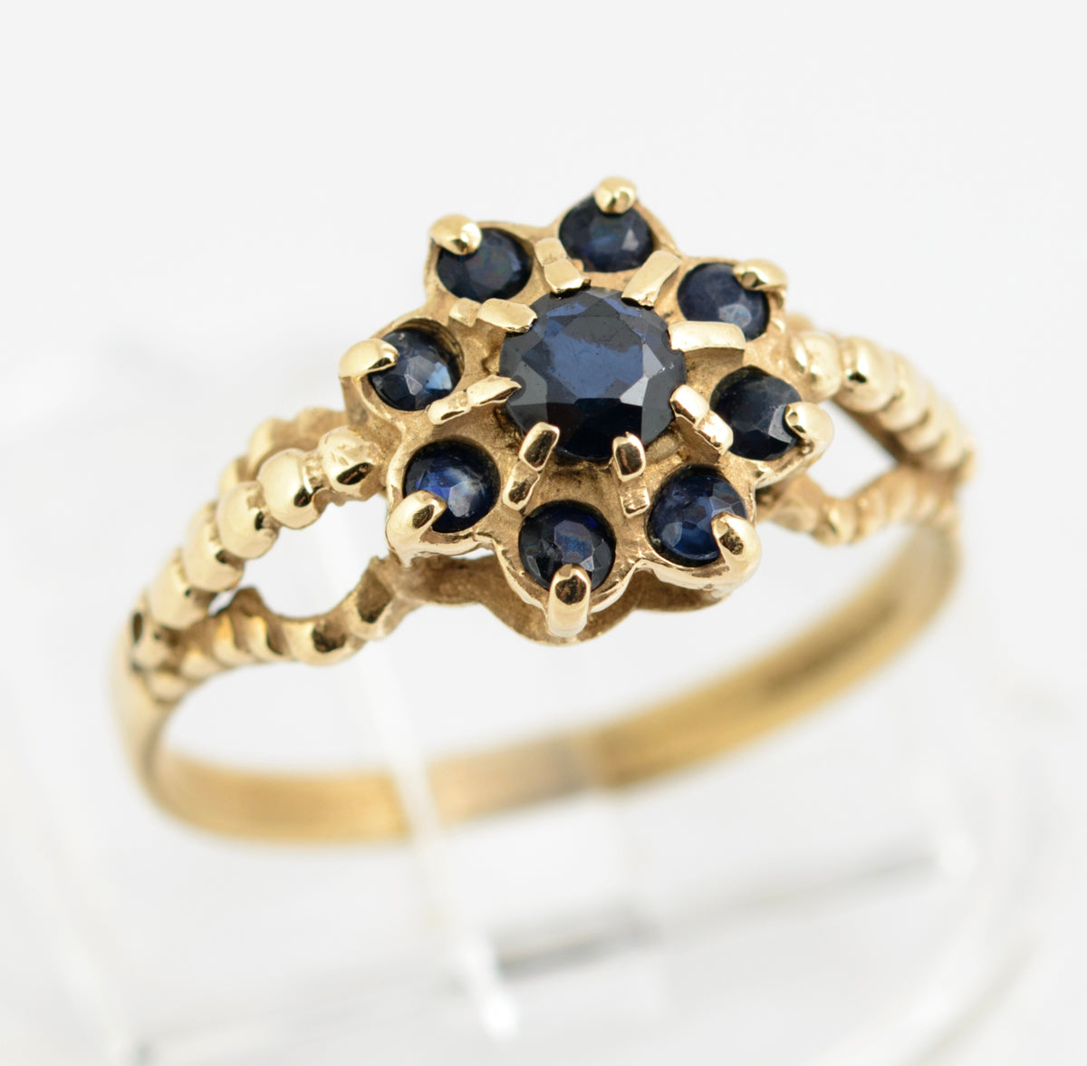 Vintage 9ct Gold & Natural Sapphire Cluster Ring Elegant 1980's Hallmarked (A2144)