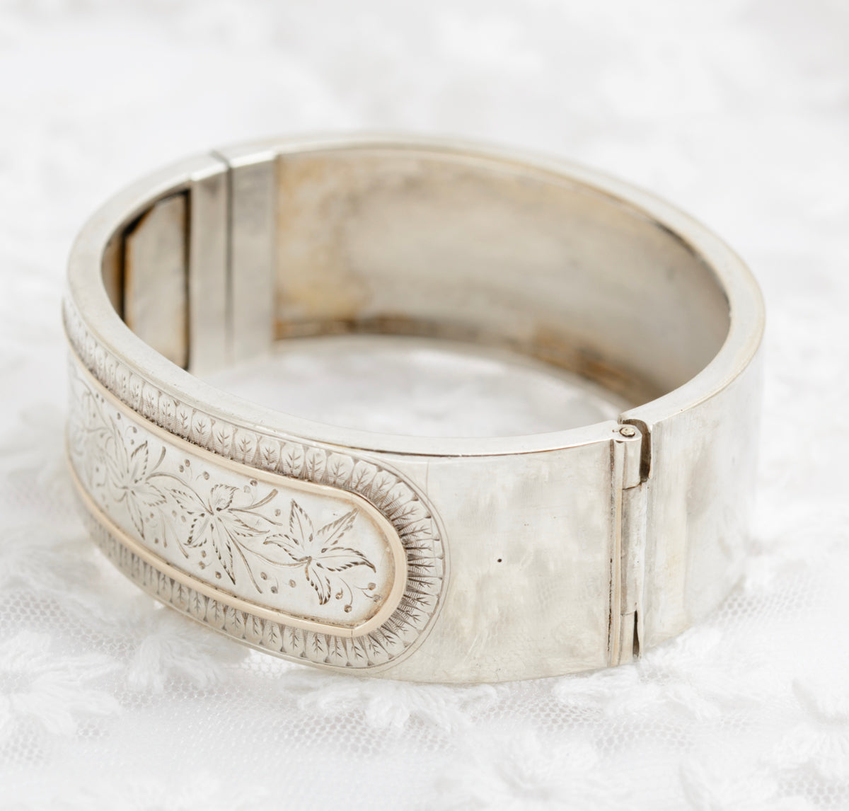 Antique Victorian Sterling Silver & Gold Cuff Bangle c.1880 (B2174)