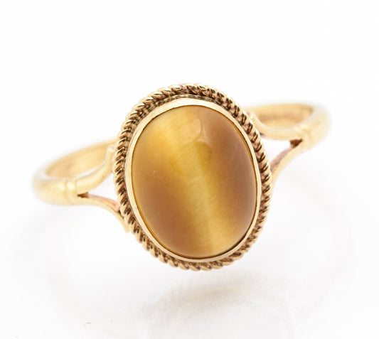 Vintage 9ct Yellow Gold Ring With Tigers Eye Polished Oval Cabochon Hallmarked (B2179)