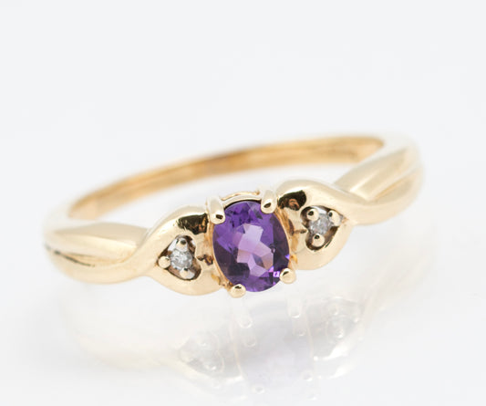 Elegant 9ct Yellow Gold Ladies Natural Amethyst & Diamond Ring Vintage 1990's (B2214)