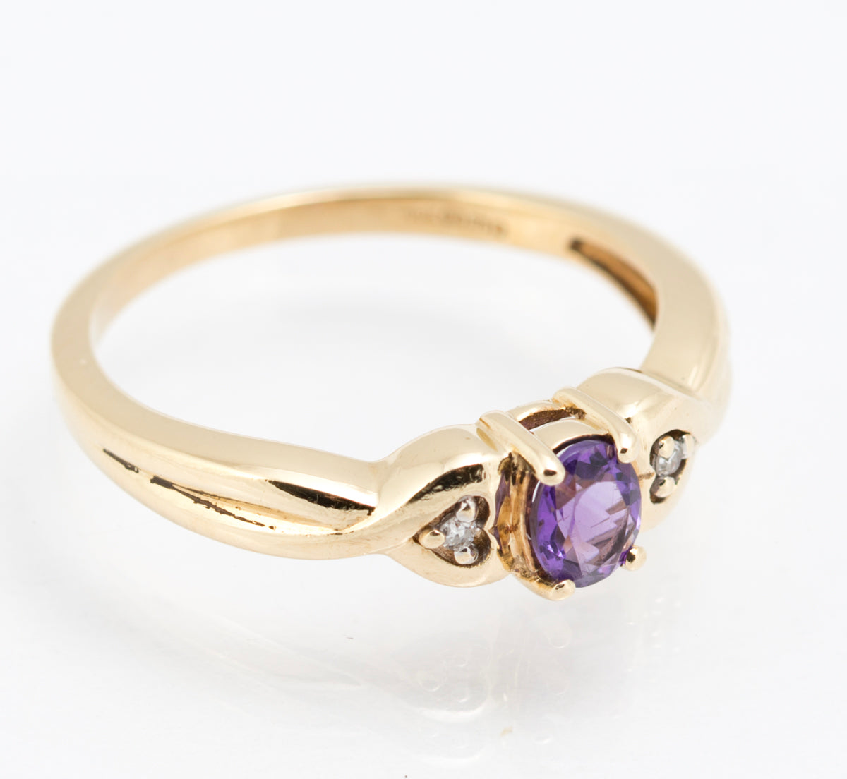 Elegant 9ct Yellow Gold Ladies Natural Amethyst & Diamond Ring Vintage 1990's (B2214)