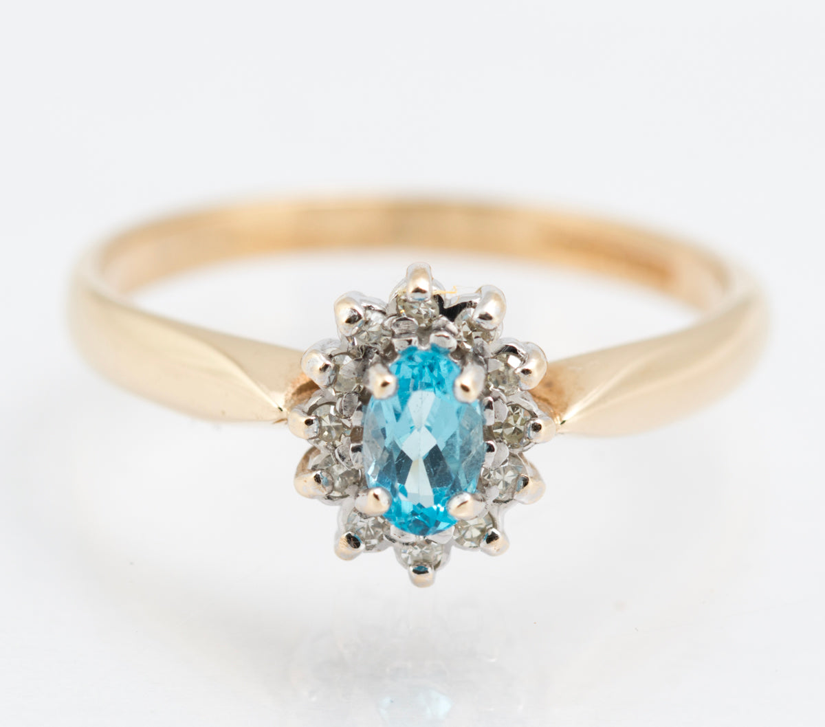 Pretty 9ct Yellow Gold Ladies Ring - Natural Blue Topaz Gemstone & Diamond Halo (B2216)