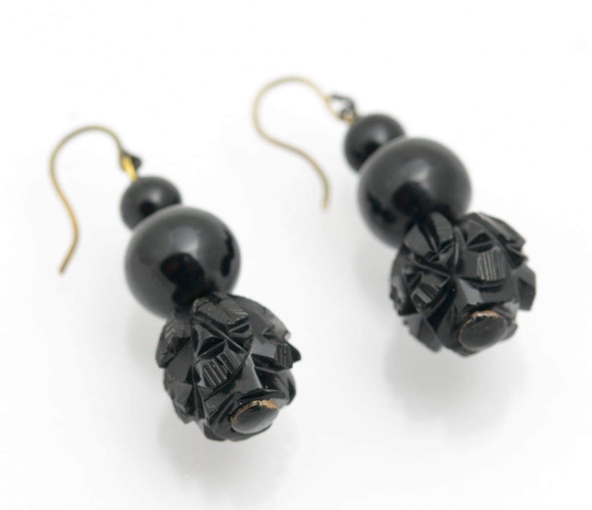 Pair Antique Whitby Jet Earrings With Carved Beads Victorian Mourning Jewellery (B2218)