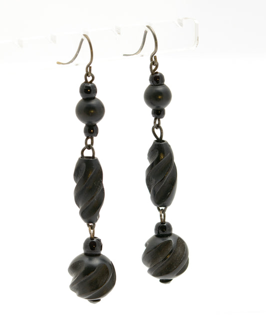 Pair Antique Victorian Carved Irish Bog Oak Earrings Mourning Jewellery c.1880 (B2237)