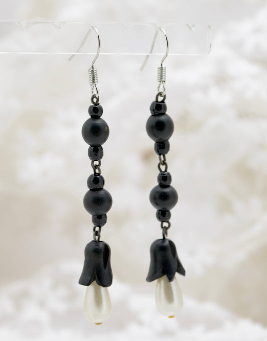 Pair Antique Mourning Earrings c.1900 Ebonised Bog Oak, French Jet & Faux Pearl (B2249)