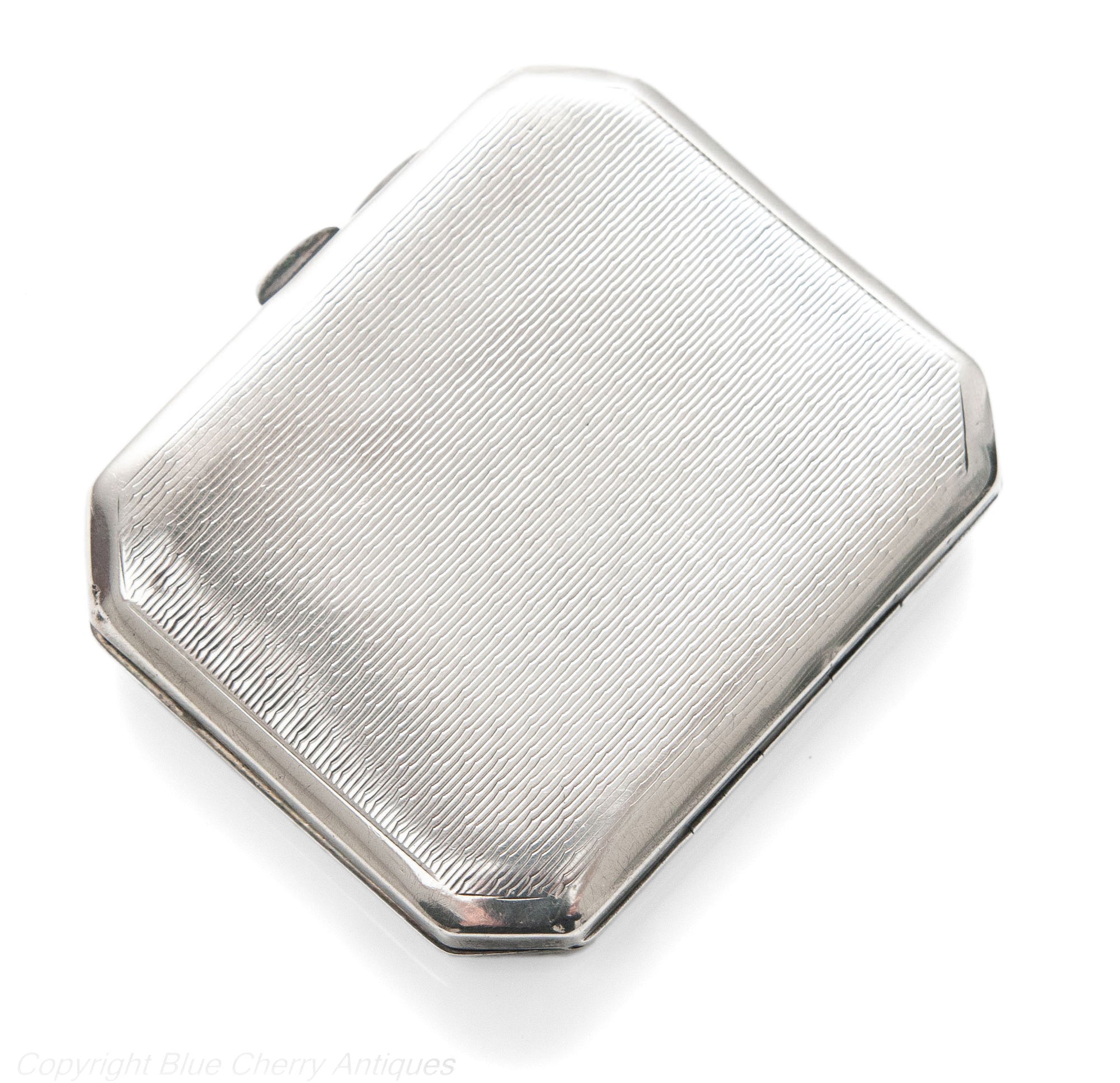 LOT:680  Hermes of Paris silver cigarette case with engine turned