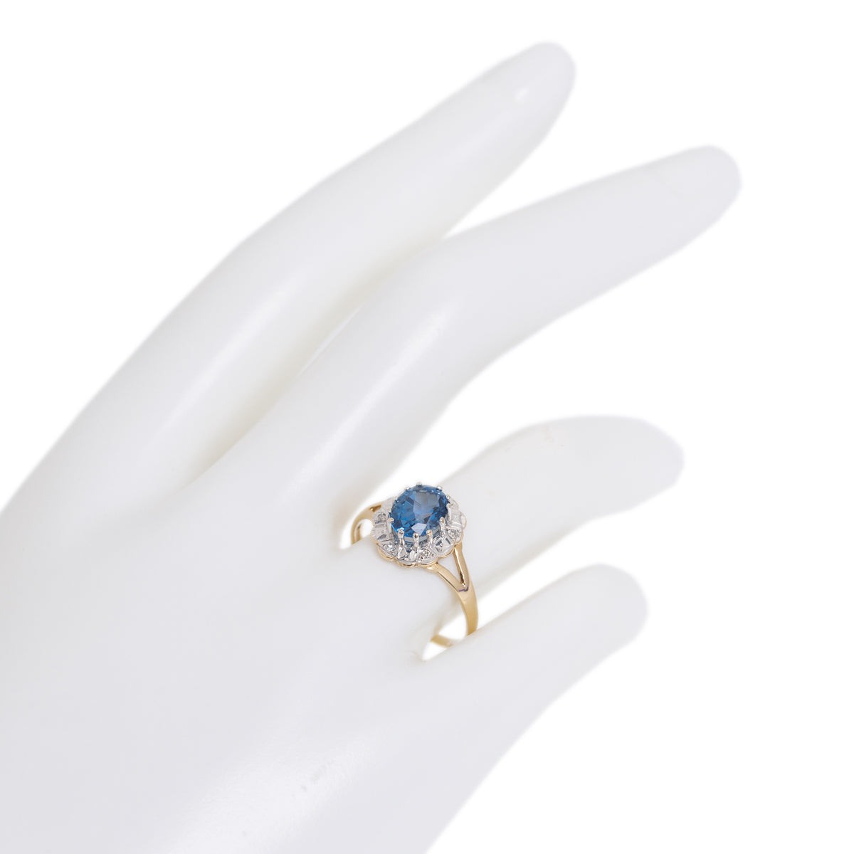 Vintage 9ct Gold Blue Topaz & Diamond Ladies Ring UK Size Q (Code A1025)