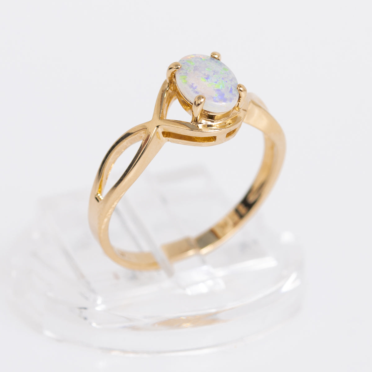 Elegant Ladies 10K Gold & White Opal Ring With Decorative Band Size M1/2 (A1139)