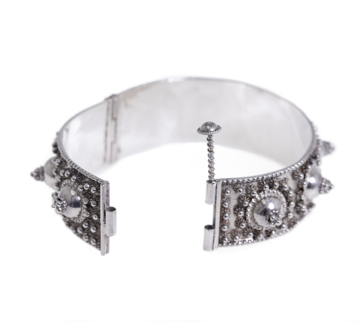 Vintage silver on sale bangle bracelets