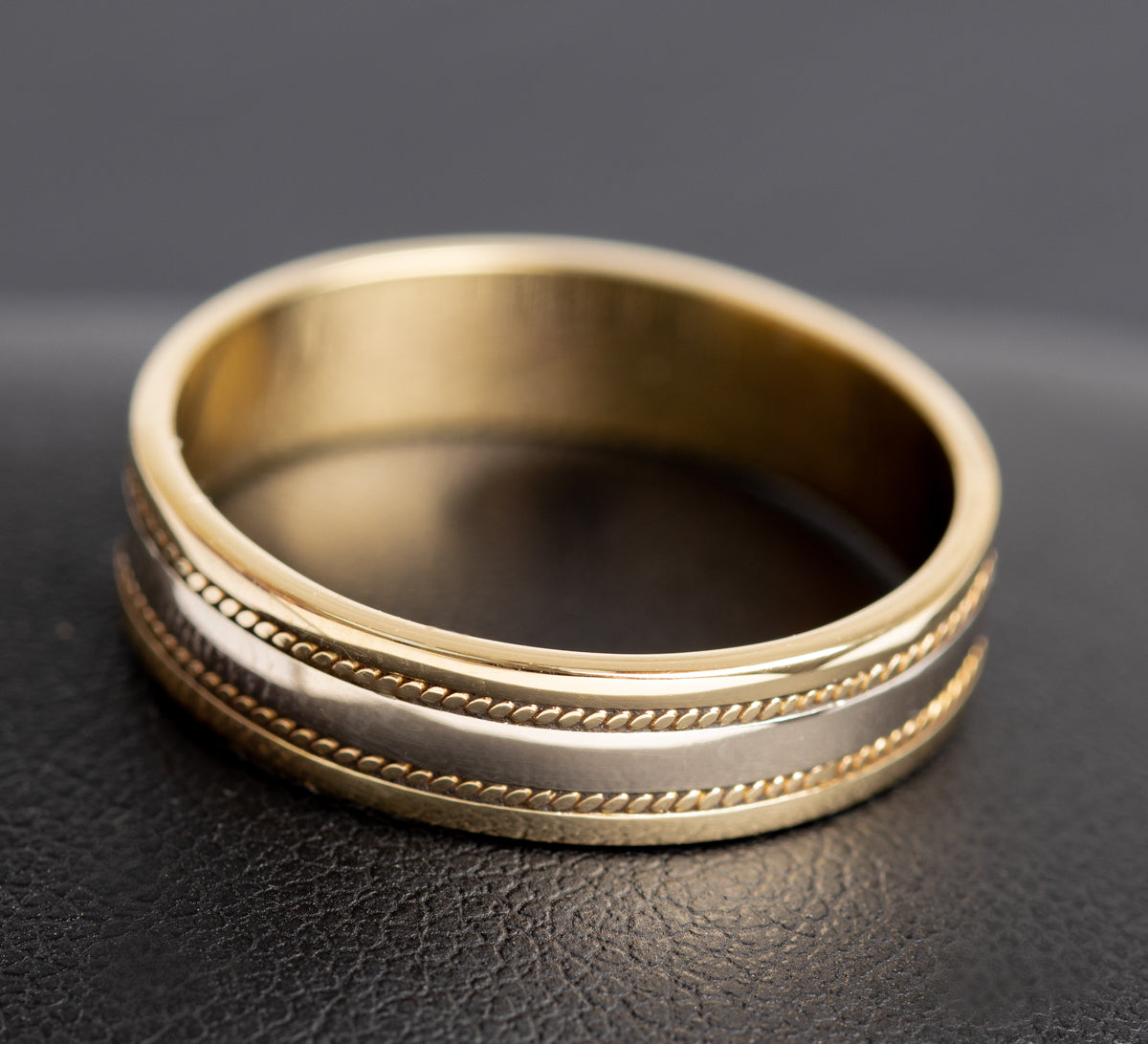 Two tone 14k on sale gold wedding bands